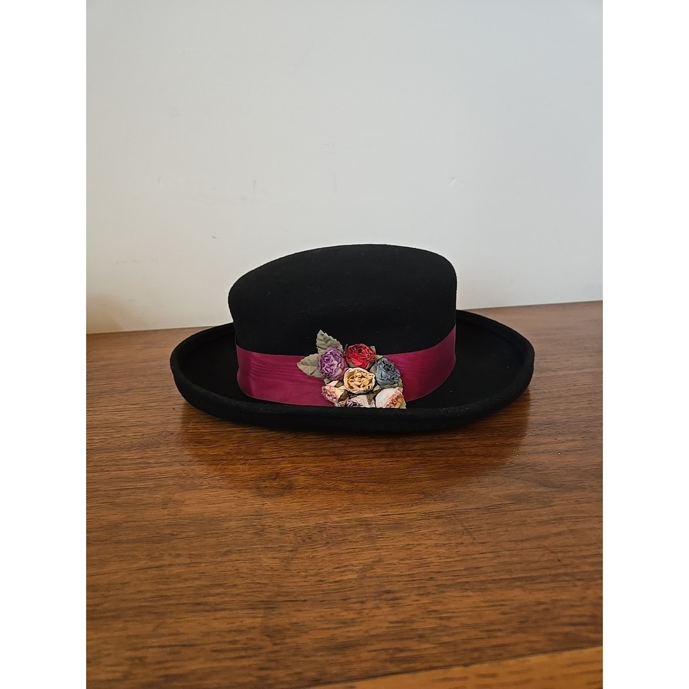 Vintage Bollman Hat Co Tina Too Doeskin Wool Felt Black Cloche Hat Flowers 90s
